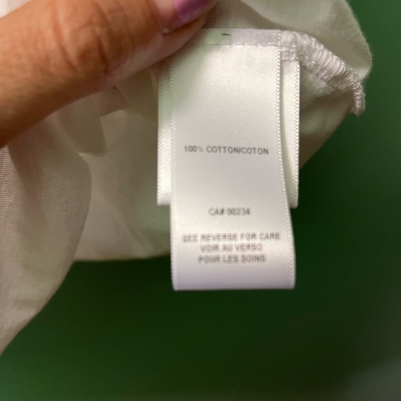 Nwot Material Girl tshirt with attached necklace - Picture 6 of 8